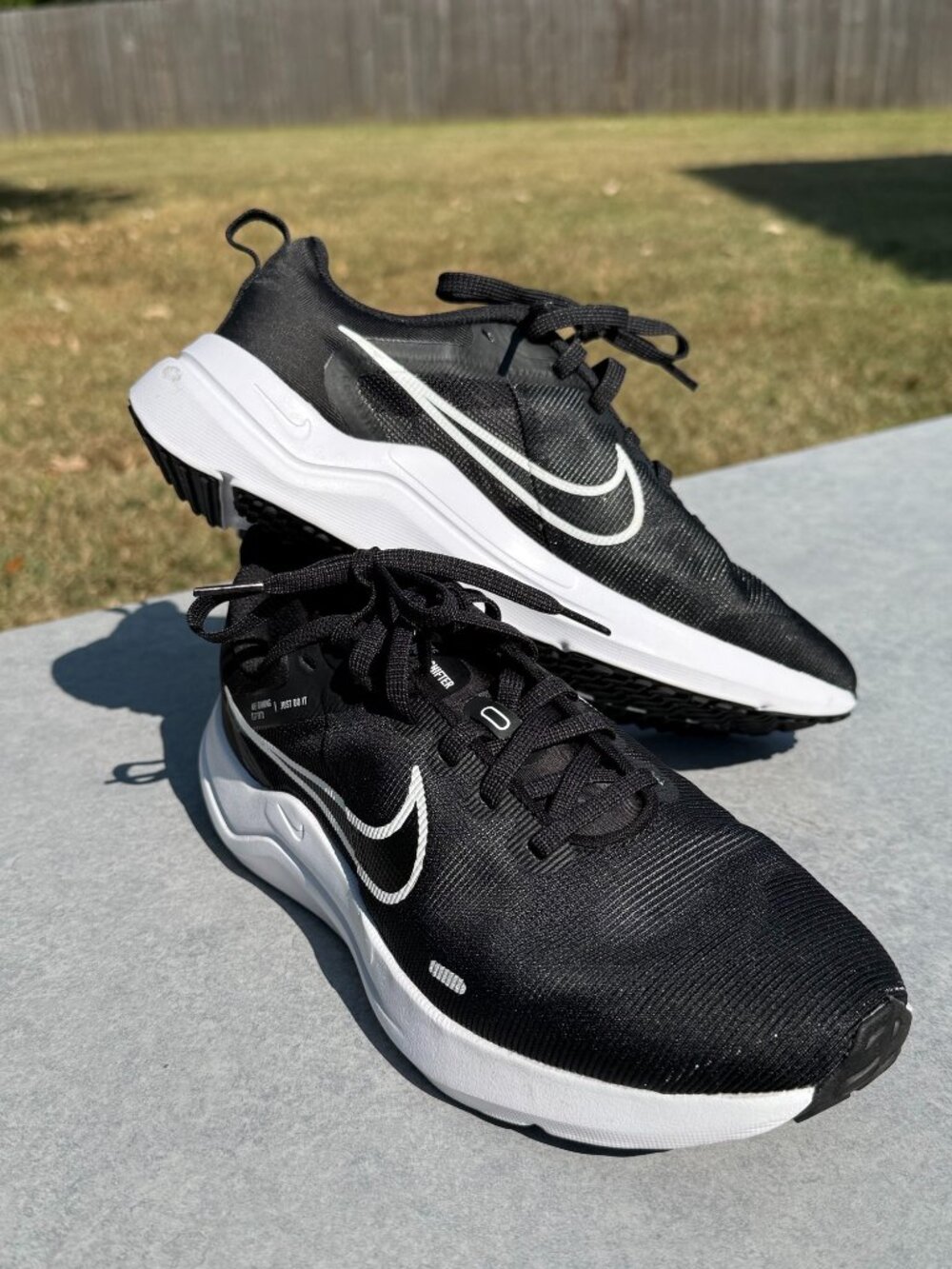Nike Downshifter 12 Womens 9 Black White Running Shoes Y2K Gymcore Athletic 4261